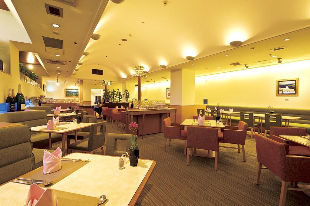 Orion Hotel Naha Bagian luar foto